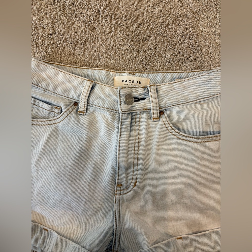 PacSun Light Blue Women's Denim Shorts - Picture 3 of 6